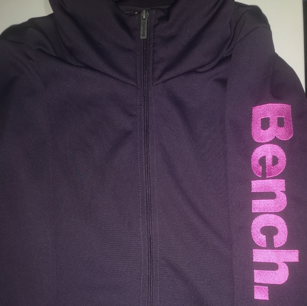 Bench Zip Up Sweater